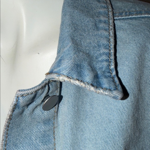 Isabel by Ingrid & Isabel denim “Mama” maternity jacket. NWT. X-Large. - Picture 9 of 16